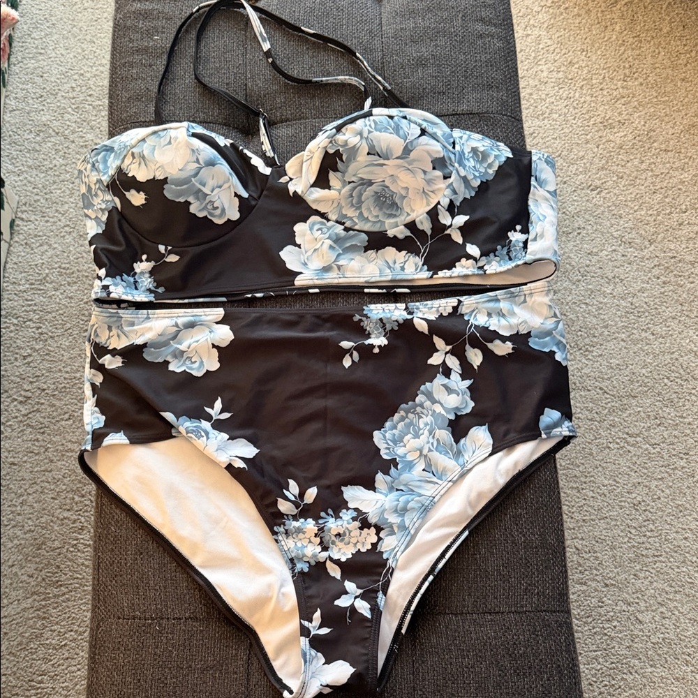 SHEIN Black and Blue Floral Bikini